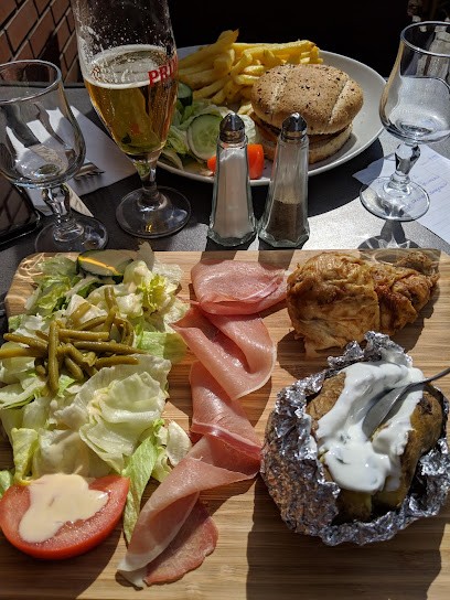 Le Monde De Léa, Bar à Paris 18