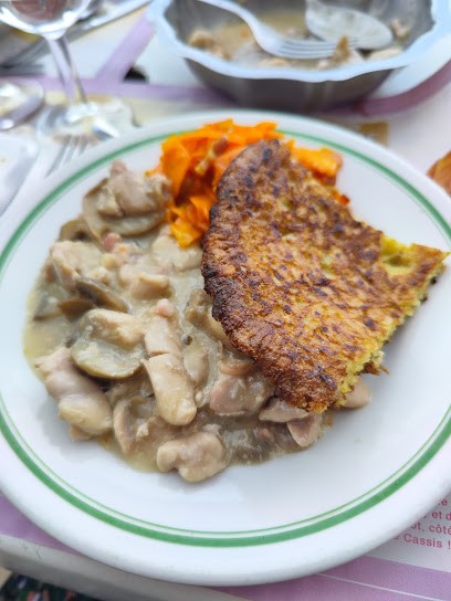 Coste Bernadette, Bar à Nozières