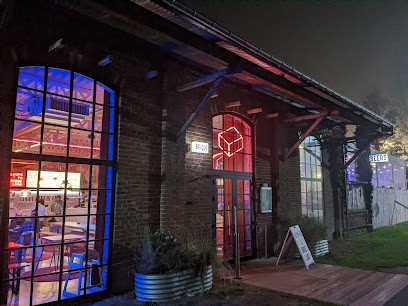 BRIQUE LAND - Brique House, Bar à Saint-André-lez-Lille