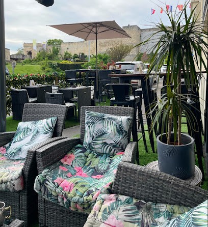 Gini's Bar, Bar à Caen