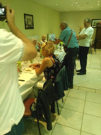 Hiver Friscourt Catherine, Bar à Calais