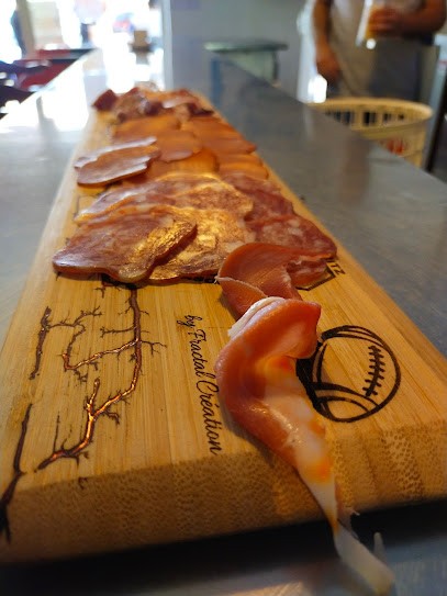 Bar Le Brennus, Bar à Cheval-Blanc