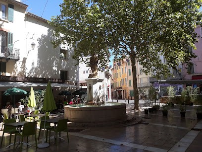 Café Du Commerce, Bar à Solliès-Pont