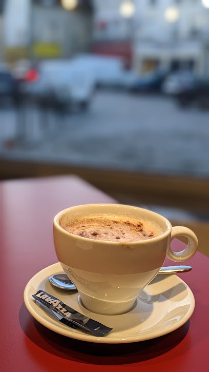 Le Café De Paris, Bar à Provins