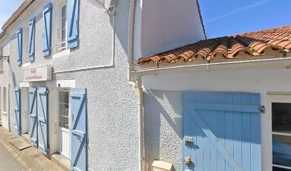 Trichet Lucette, Bar à Talmont-Saint-Hilaire