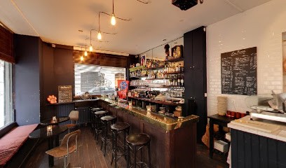 La Baze, Bar à Paris 09