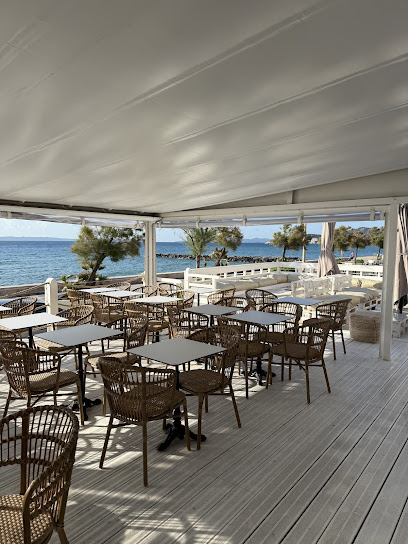 La Perle Rare, Bar au Lavandou