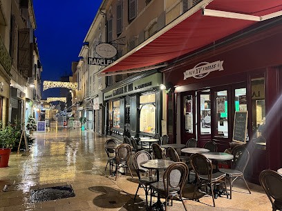 Aux XV Tables, Bar à Dax