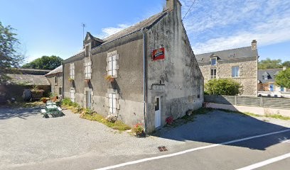 Pasco Régine, Bar à Locqueltas