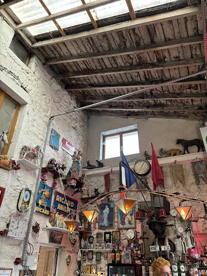 Samedi Bar, Bar à Saint-Julien-Molin-Molette