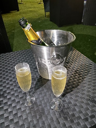 LE CERCLE, Bar à Malay-le-Grand