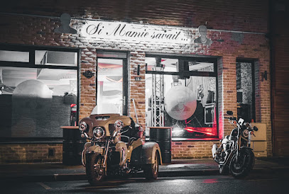 Si Mamie Savait - Bar & Motorcycles, Bar à Bollezeele