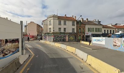 Liu Jacques, Bar à Villejuif