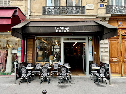 Le Village - Caviste Curieux Et Bar À Vins., Bar à Paris 05