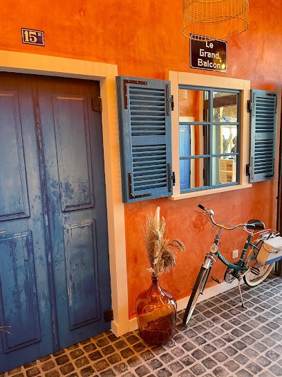 LE GRAND BALCON - Rooftop De L'hôtel QUINZERIE, Bar à Paris 15