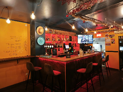 Luffy's Bar, Bar à la Rochelle
