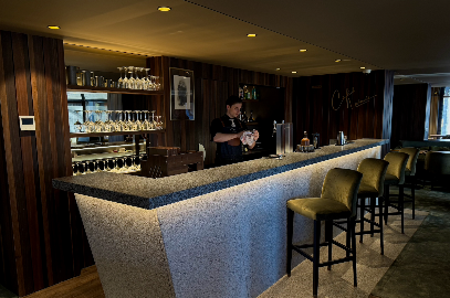 Café Noémie Bar À Cocktails Bar à Peyre en Aubrac