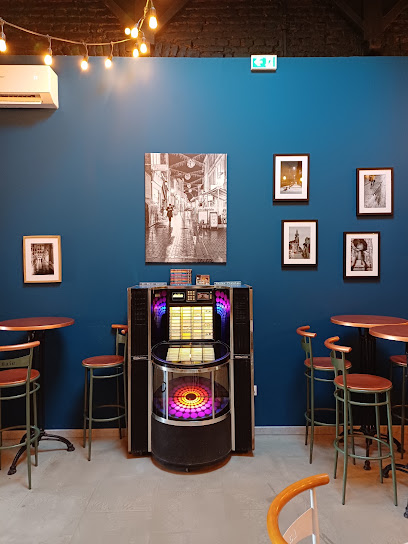 Ô Petit Voyageur, Bar à Douai