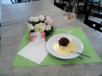 Le Tahitien Bar Restaurant, Bar à Taillis