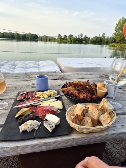 Ogrossomodo, Bar à Longages