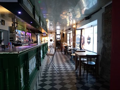 L'Hermine, Bar à Trévou-Tréguignec