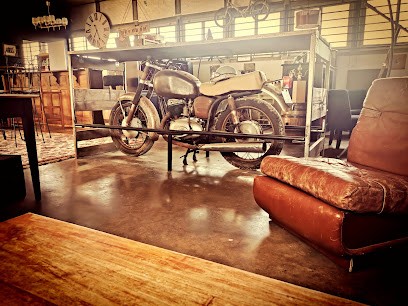 HangART, Bar à Coulans-sur-Gée