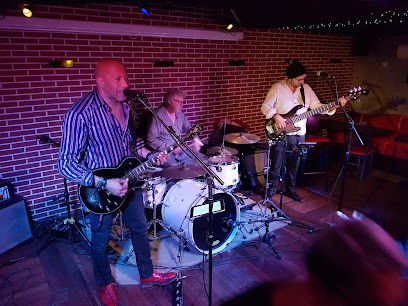 L'Asphalte, Bar à La Ciotat