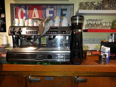 La Treille, Bar à Joigny