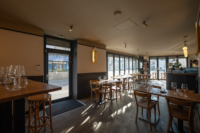 Le Six Bars, Bar à Reims