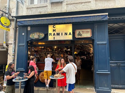 Chai Ramina, Bar à Bayonne