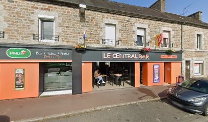 Chevalier Mireille, Bar à Saint-Julien