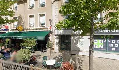 Peigne Blin, Bar à Saint-Jouan-des-Guérets