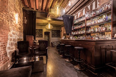 Experimental Cocktail Club, Bar à Paris 02