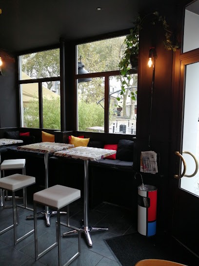 La Source, Bar au Havre