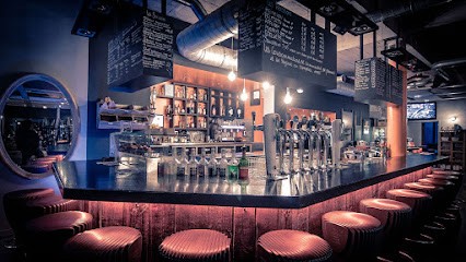 La Base Bar Restaurant, Bar à Lorient