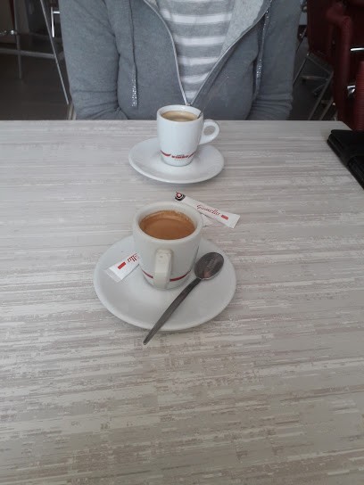 Dohet Sylvie, Bar à Vanxains