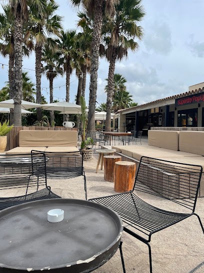 Plage de Rocks, Bar à Grimaud