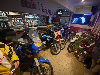 Café Du Donjon, Bar à Pons